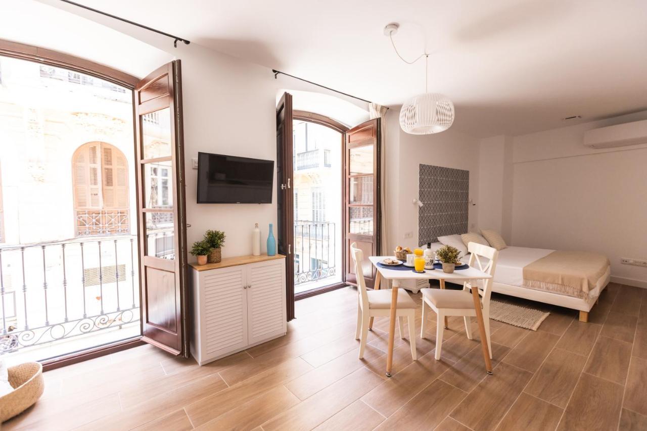 Apartamento Especeria Blue By #Cuatrocallesflats มาลากา ภายนอก รูปภาพ