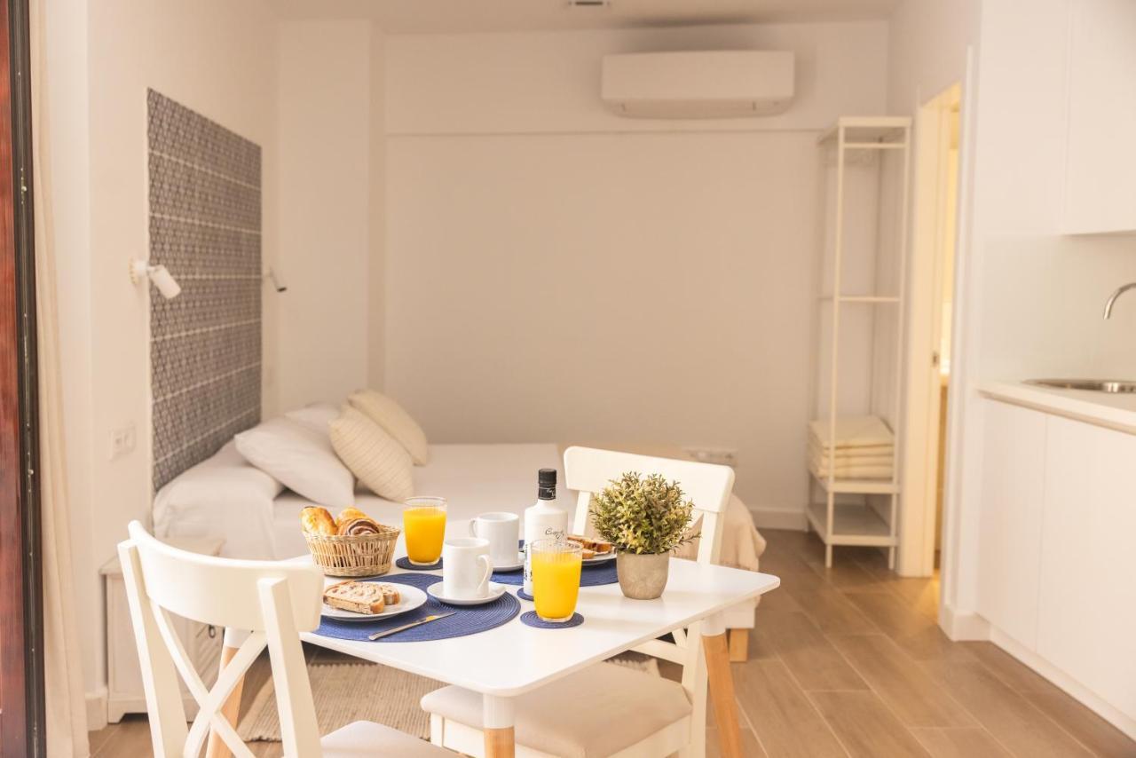 Apartamento Especeria Blue By #Cuatrocallesflats มาลากา ภายนอก รูปภาพ
